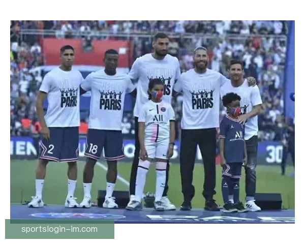 阿什拉夫坦言梅西加盟后球队战术改变自己踢球表现受影响